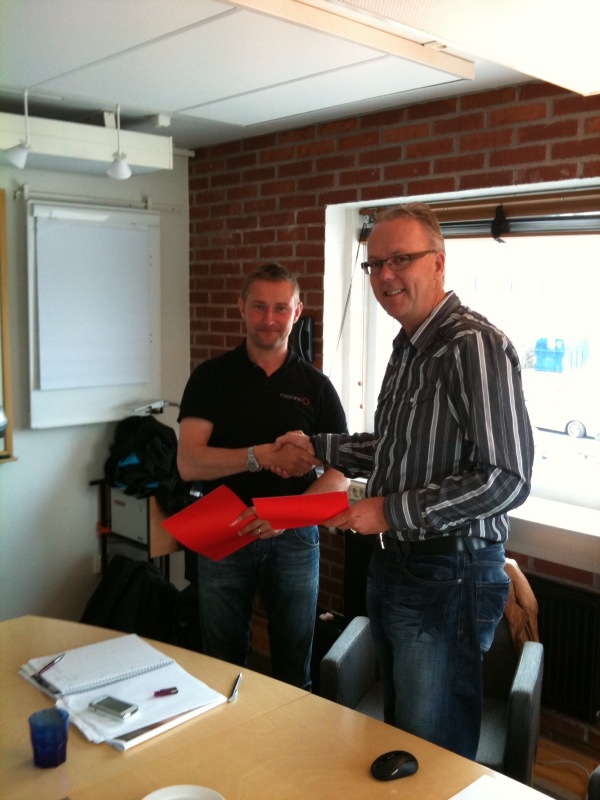 Redring signs distributor in Norway